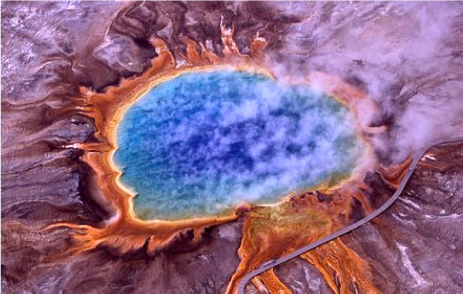 Grand Prismatic Spring in Yellowstone National Park (3)